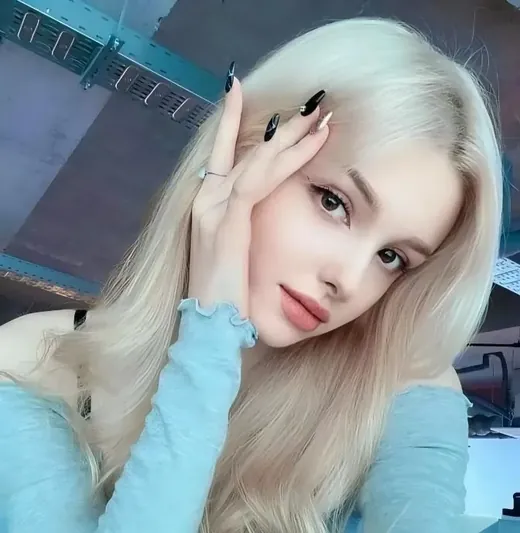 Same photo after AI emoji and sticker removal